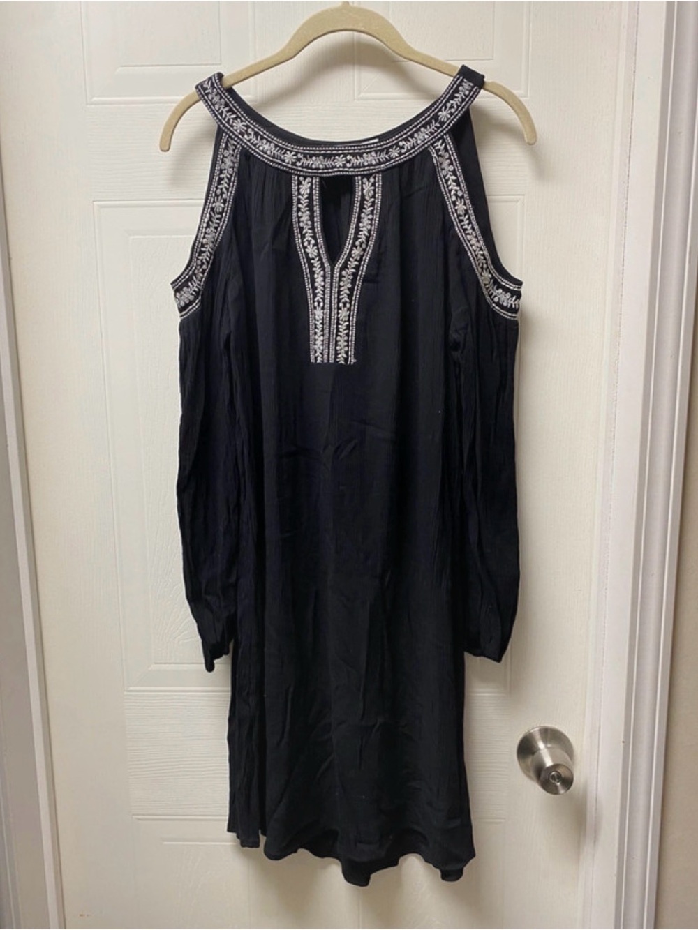 Time and Tru Black Cold-Shoulder Dress with White Embroidery